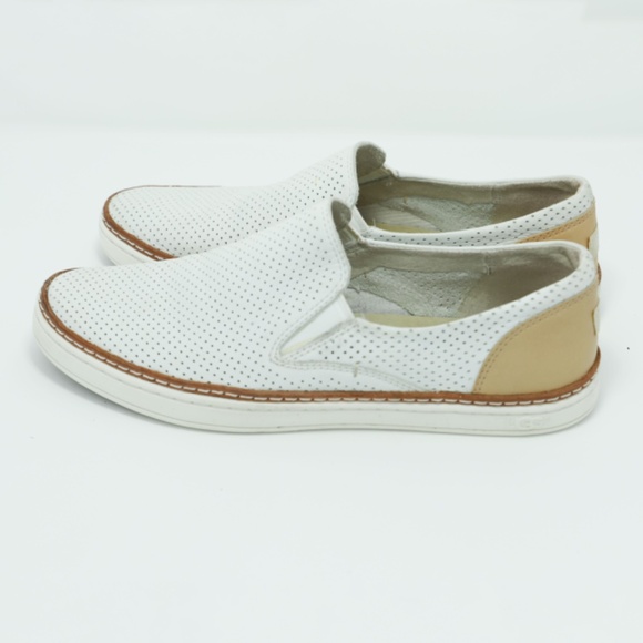 Ugg Adley Women's Perforated Beige Suede Sneakers Comfort Slip On Shoes Size 7 - Picture 1 of 4